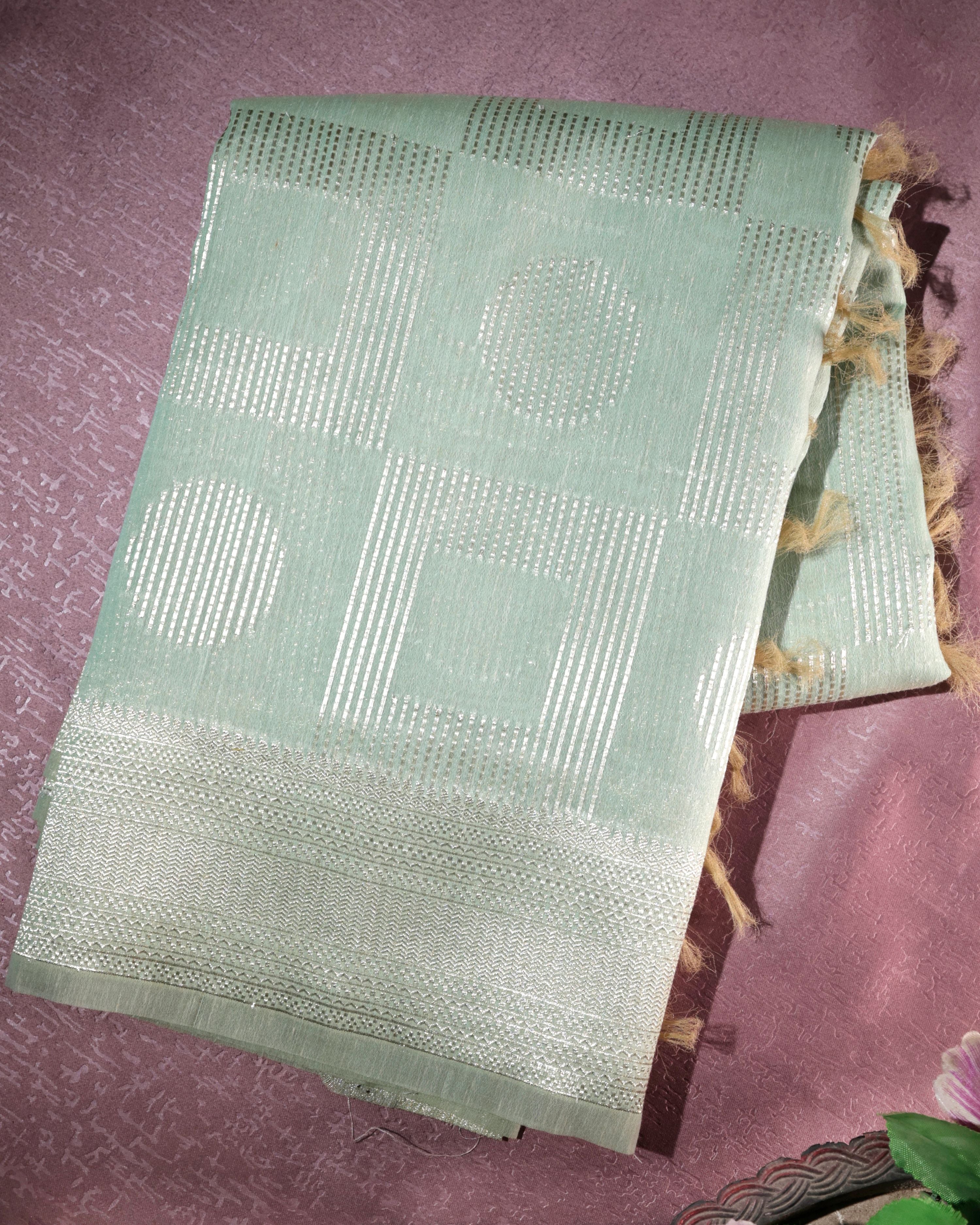 Banarasi Cotton Linen Saree with Beautiful Abstract design