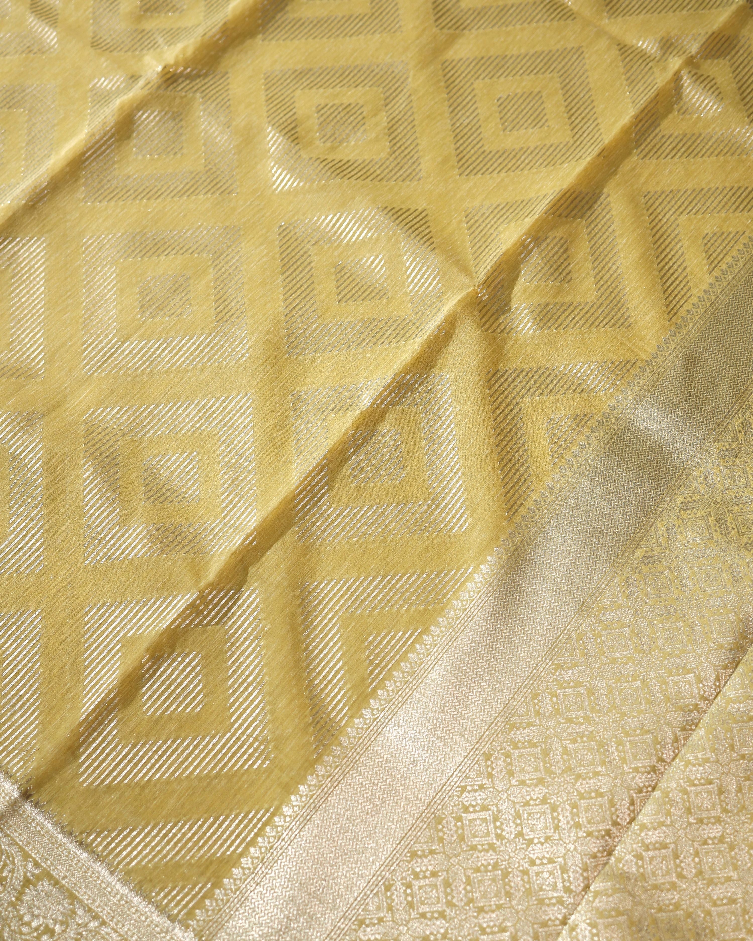 Banarasi Cotton Linen Saree with Beautiful Abstract design